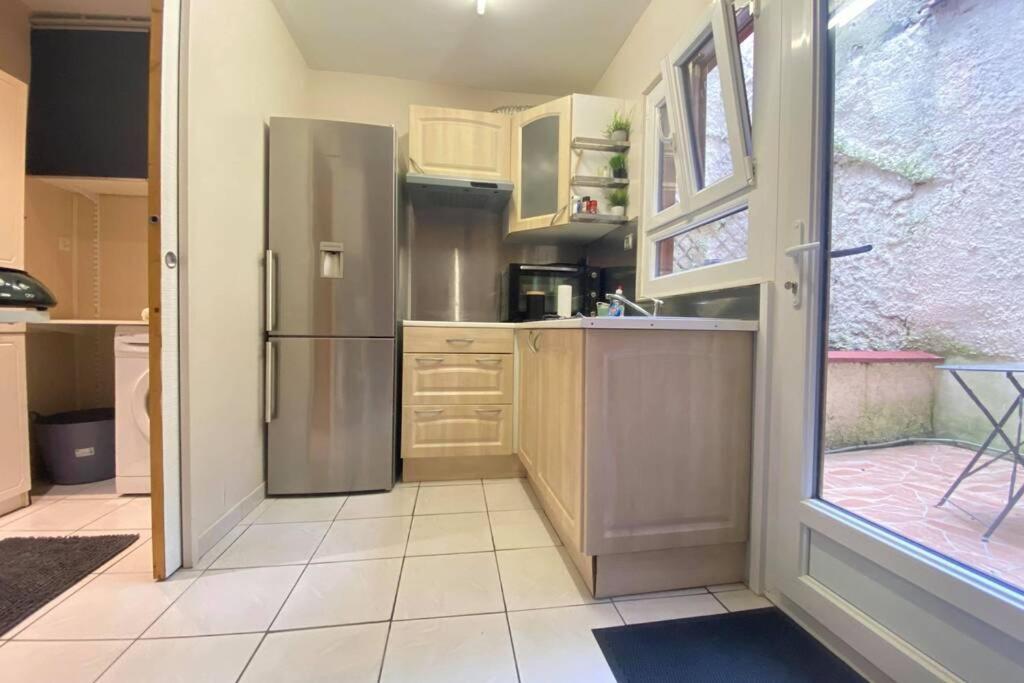 Appartement Au coeur de la cité médiévale à Laon Extérieur photo