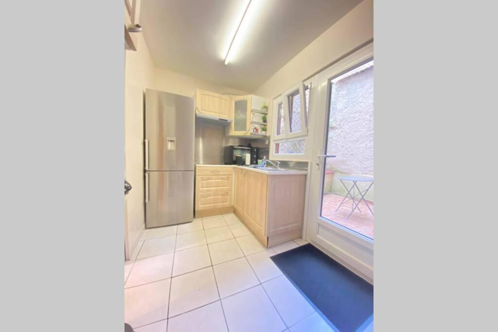 Appartement Au coeur de la cité médiévale à Laon Extérieur photo